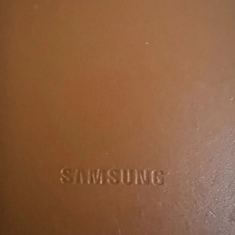 Samsung Brown Case with Camera Protection. NWT
